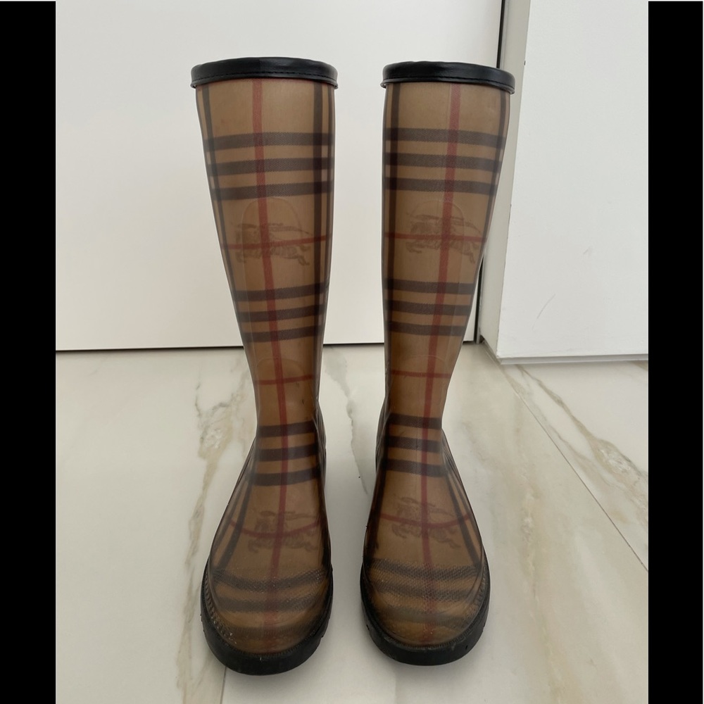 Burberry Haymarket check rain boot size 37